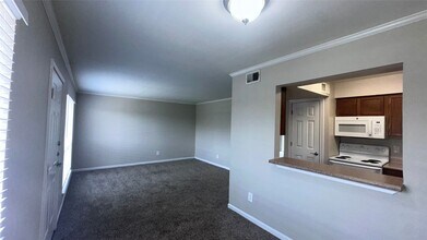 2825 Bellefontaine in Houston, TX - Building Photo - Building Photo