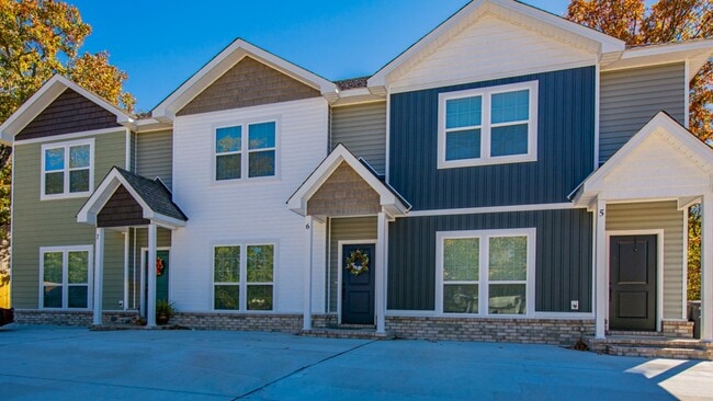 property at 7 Timber Rdg