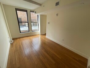 19 Winter St, Unit 1 in Boston, MA - Foto de edificio - Building Photo