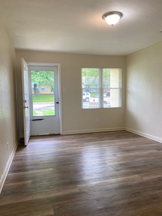 3434 SW Brendan Ave in Topeka, KS - Building Photo - Building Photo