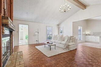 17308 Calla Dr in Dallas, TX - Building Photo - Building Photo