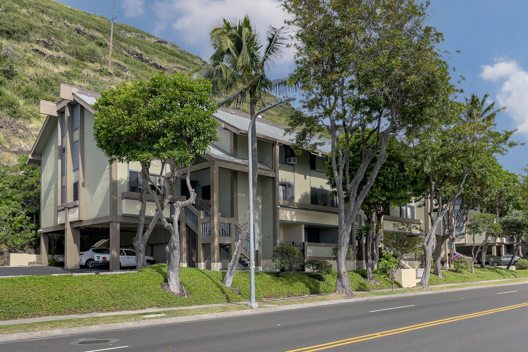 Kawaihae Crescent in Honolulu, HI - Building Photo