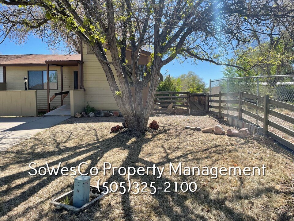 314 Kittell Loop in Bloomfield, NM - Building Photo