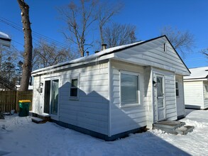 28530 Grayling Ave in Farmington Hills, MI - Building Photo - Building Photo