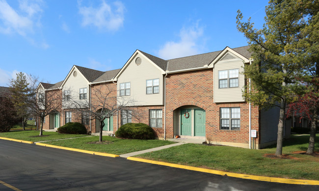 Crystal Lake in Hilliard, OH - Foto de edificio - Building Photo