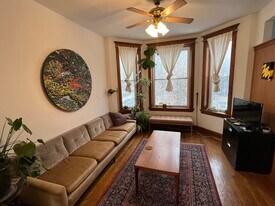 2648 N Albany Ave in Chicago, IL - Building Photo