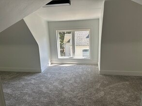 60 S Fremont St in Janesville, WI - Foto de edificio - Building Photo