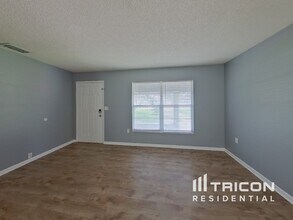 3415 W Bay Ave in Tampa, FL - Building Photo - Building Photo