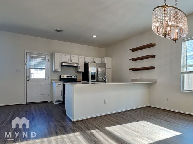 128 Vulcan Dr in Jarrell, TX - Building Photo - Building Photo