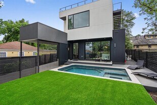 1707 Kerr St in Austin, TX - Building Photo