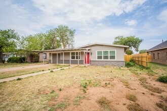 4012 37th St in Lubbock, TX - Building Photo - Building Photo