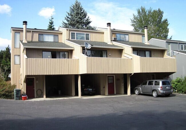 property at 2157 Eastview Pl