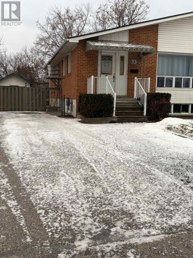 property at 33 Ashwood Crescent