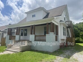 3043 E 5th Ave in Knoxville, TN - Building Photo - Building Photo
