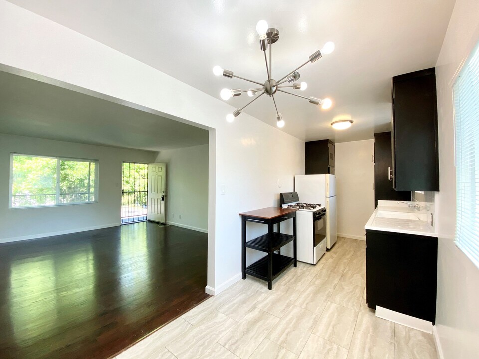 Jefferson Street in Santa Clara, CA - Building Photo