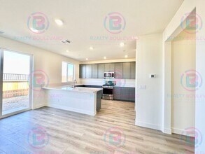 6996 Mount Nimba St in Sparks, NV - Building Photo - Building Photo