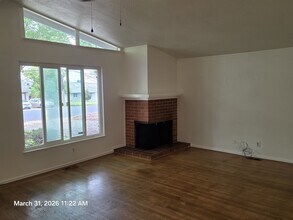 951 Duchow Way in Folsom, CA - Building Photo - Building Photo