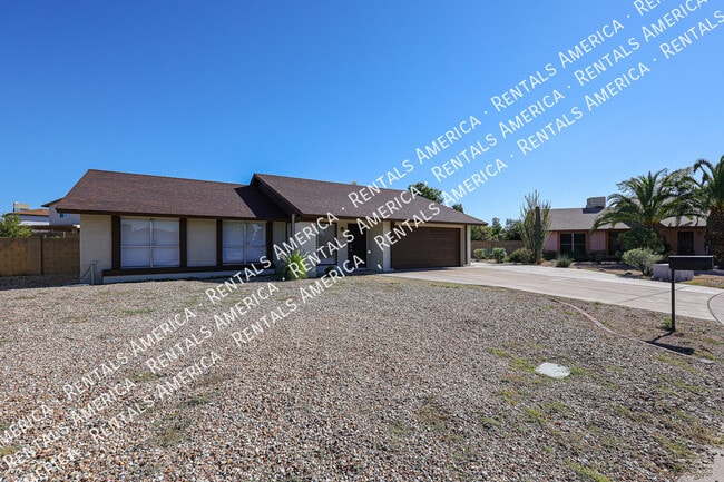 18225 N 38th Dr in Glendale, AZ - Building Photo - Building Photo