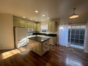 3801 1st Ave in Sacramento, CA - Building Photo - Building Photo