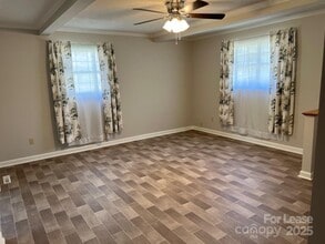 120 Amber Ln in Statesville, NC - Building Photo - Building Photo