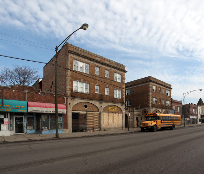 5246 W Chicago Ave in Chicago, IL - Building Photo - Building Photo