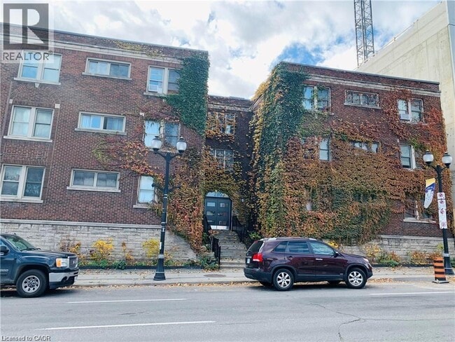 property at 285 King St W
