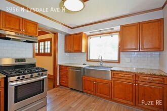 3956 N Lyndale Ave in Minneapolis, MN - Building Photo - Building Photo