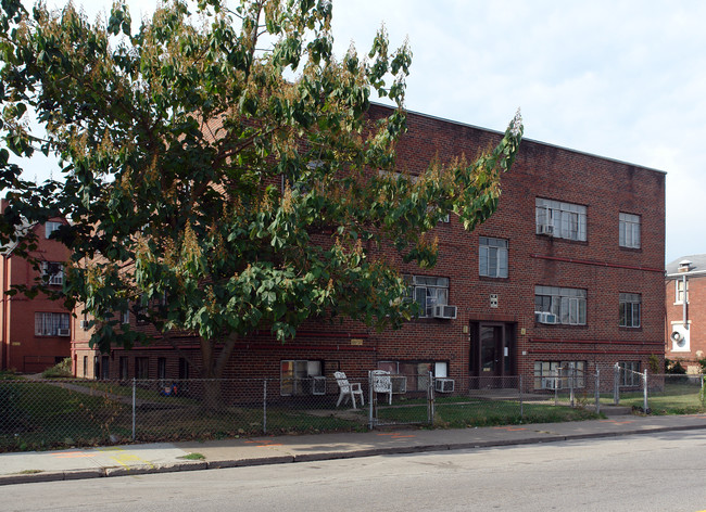 1511 Washington St E in Charleston, WV - Building Photo - Building Photo