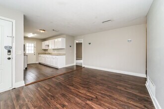 2227 Mc Carty Dr in Jacksonville, FL - Building Photo - Building Photo