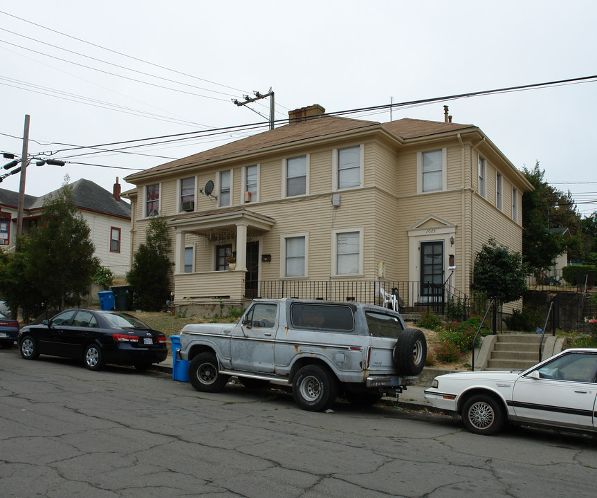 1017-1023 Santa Clara St in Vallejo, CA - Building Photo