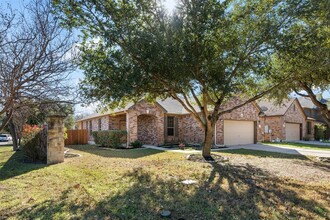 1033 Brighton Pl in Round Rock, TX - Building Photo - Building Photo