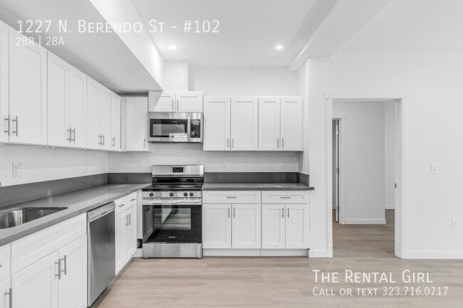 1227 N Berendo St in Los Angeles, CA - Building Photo - Building Photo