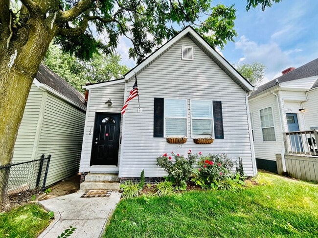 property at 120 E 15th St