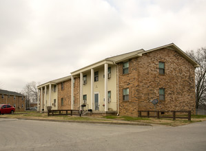 Woodland Heights in Hopkinsville, KY - Foto de edificio - Building Photo