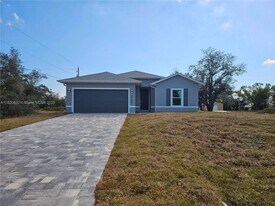 21475 Argosy Ave in Port Charlotte, FL - Building Photo