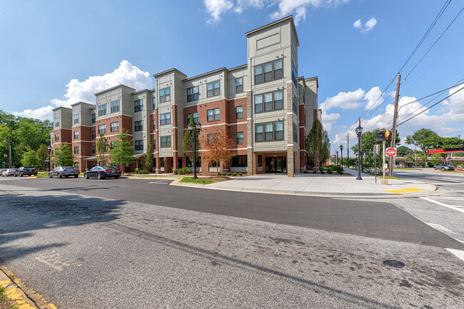 Mallalieu Pointe in Atlanta, GA - Foto de edificio - Building Photo