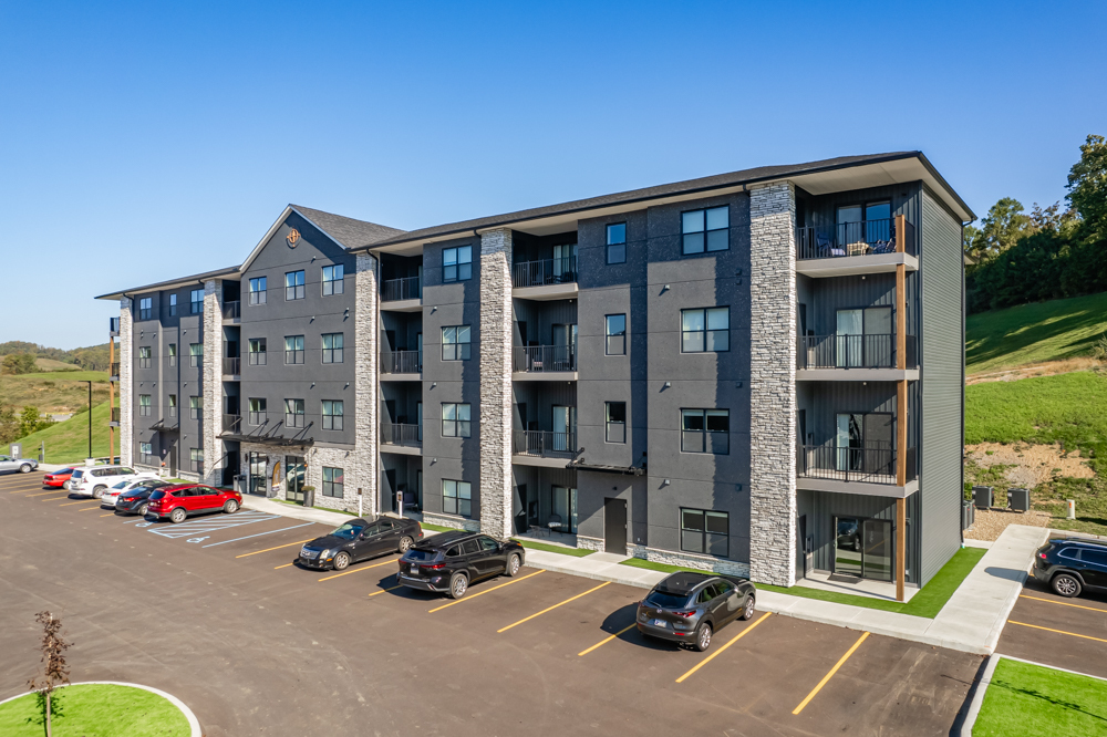 The Landing at Meadow View in Bridgeport, WV - Building Photo