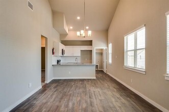 739 Wheatfield Dr in Venus, TX - Building Photo - Building Photo
