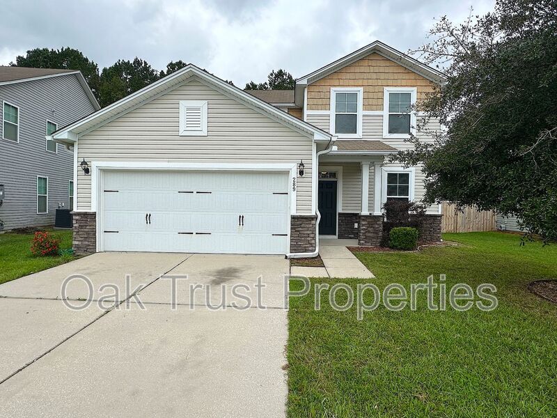 289 Oglethorpe Cir in Moncks Corner, SC - Foto de edificio