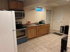 306 Sheep Pasture Rd in East Setauket, NY - Building Photo - Building Photo