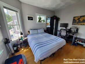 83 Newbury St, Unit 3 in Somerville, MA - Foto de edificio - Building Photo