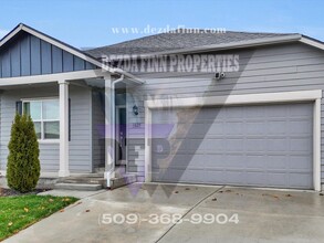 1029 S Bannen Rd in Spokane Valley, WA - Building Photo - Building Photo