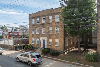 Willows Apartments in Philadelphia, PA - Foto de edificio - Building Photo