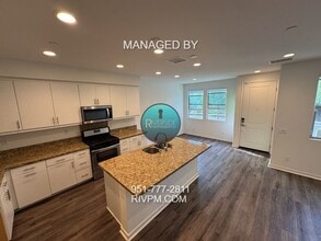 2625 Verna Dr in Corona, CA - Building Photo - Building Photo