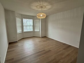 4424 Monroe Ct in Naperville, IL - Building Photo - Building Photo