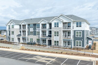 Advenir at Varina Oaks in Fuquay Varina, NC - Building Photo - Building Photo