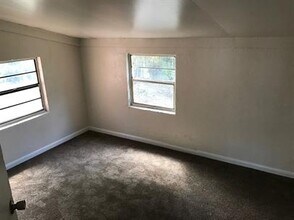 1316 Cadillac Dr in Daytona Beach, FL - Building Photo - Building Photo