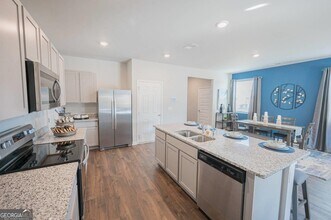 4901 Stonebrooke Dr in Valdosta, GA - Building Photo - Building Photo