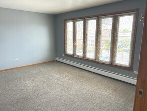 5347 W 53rd Pl in Chicago, IL - Building Photo - Building Photo