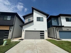 33179 Oak Hts Pl in Magnolia, TX - Building Photo